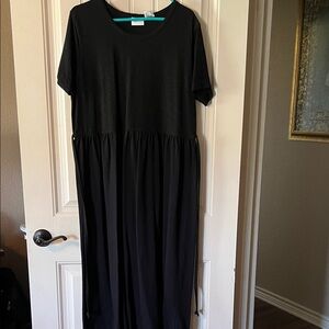 Elegant Bobbie Brooks Black Maxi Dress